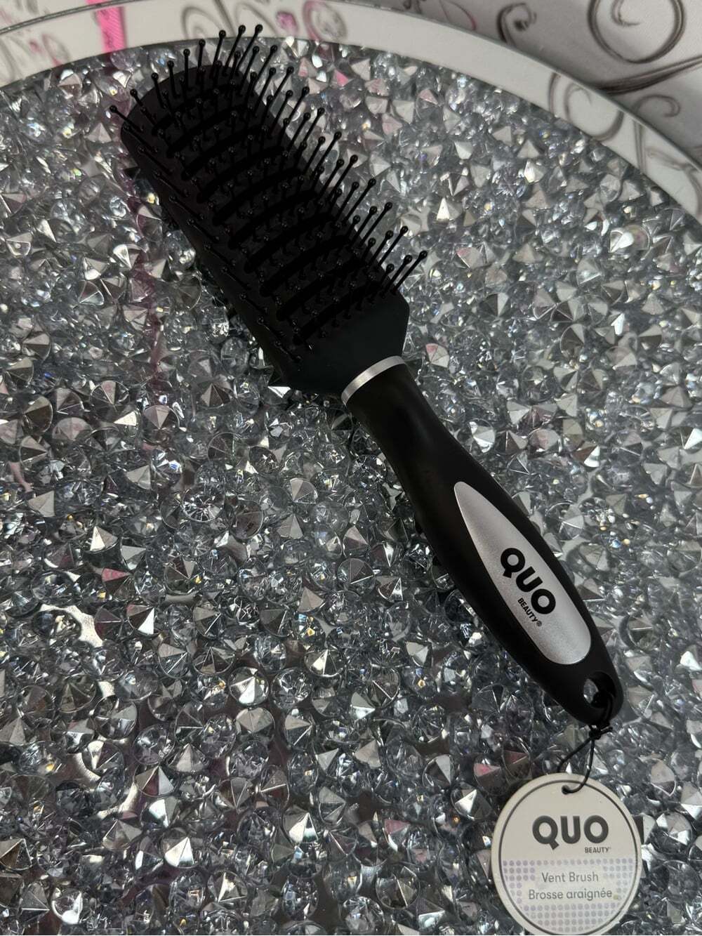 QUO hair brush Black Vent Hair Brush - Detangling Paddle Brush new